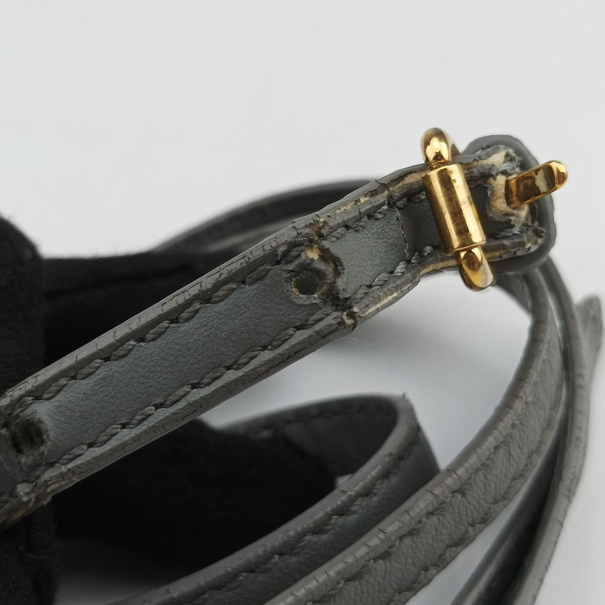 Pre-owned Fendi PEEKABOO Blue×Gray Leather 8BN244 shoulderbag | stylenewstar