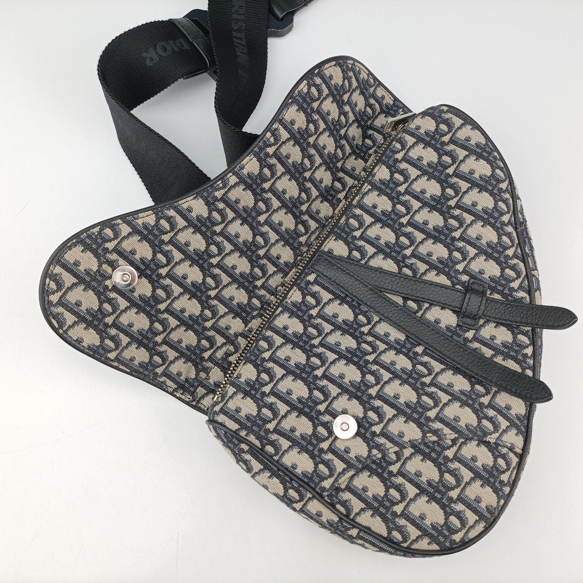 Secondhand Christian Dior saddle Navy Jacquard×Leather  crossbodybag | stylenewstar