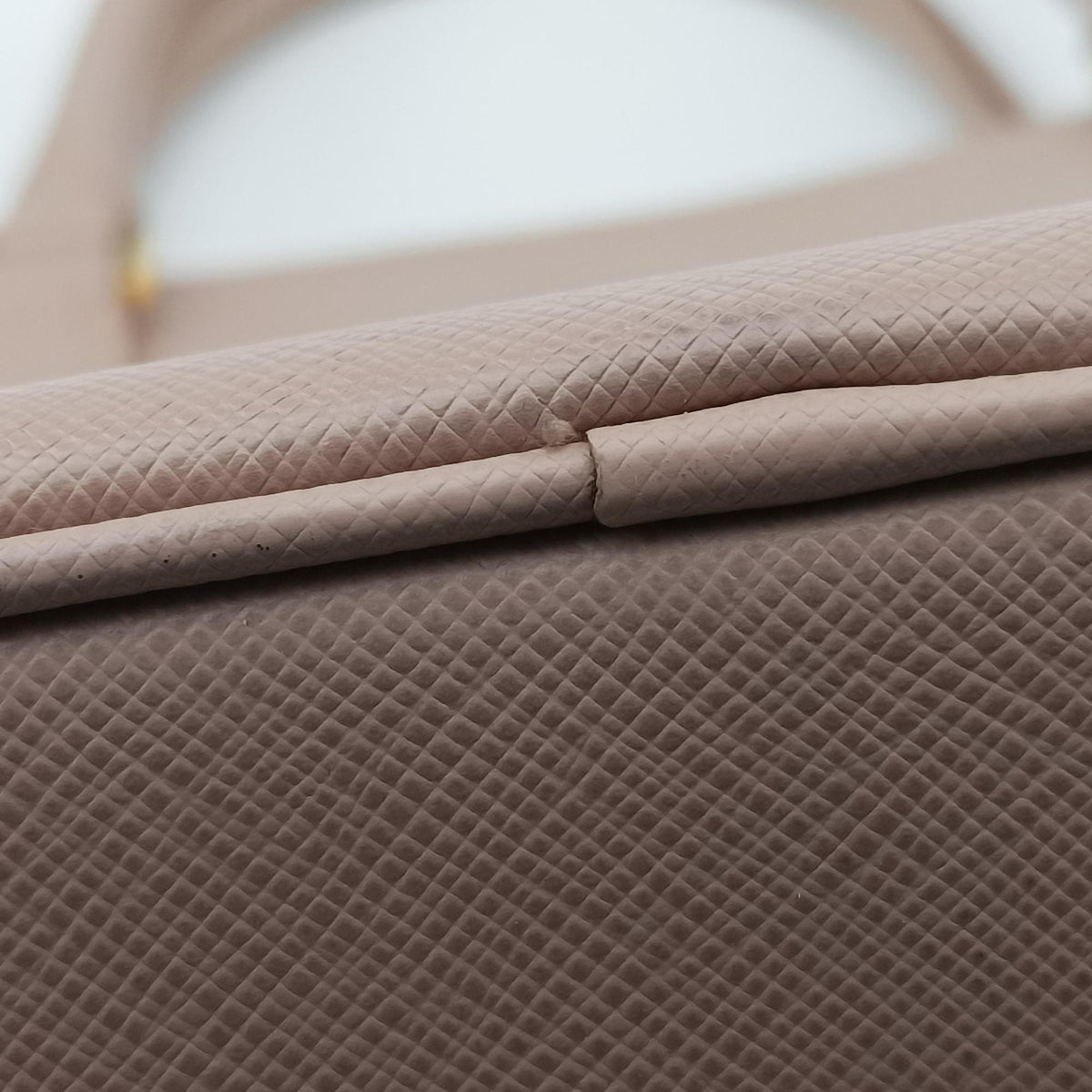 Vintage Prada Galleria Pink SAFFIANO Leather BN1801 handbag | stylenewstar