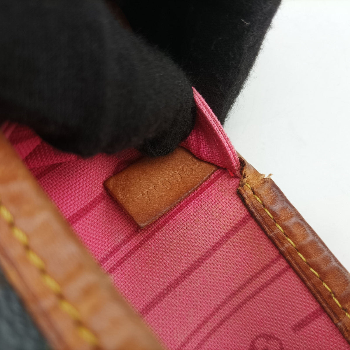 Secondhand Louis Vuitton Neverfull MM brown×multi Monogram rose M48613 handbag | stylenewstar