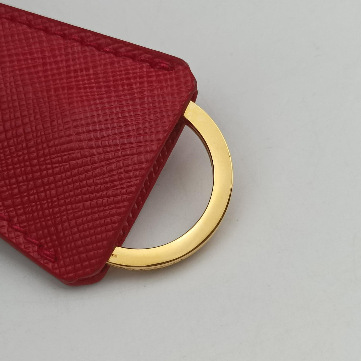 Vintage Prada Galleria Red SAFFIANO Leather BN2274 handbag | stylenewstar