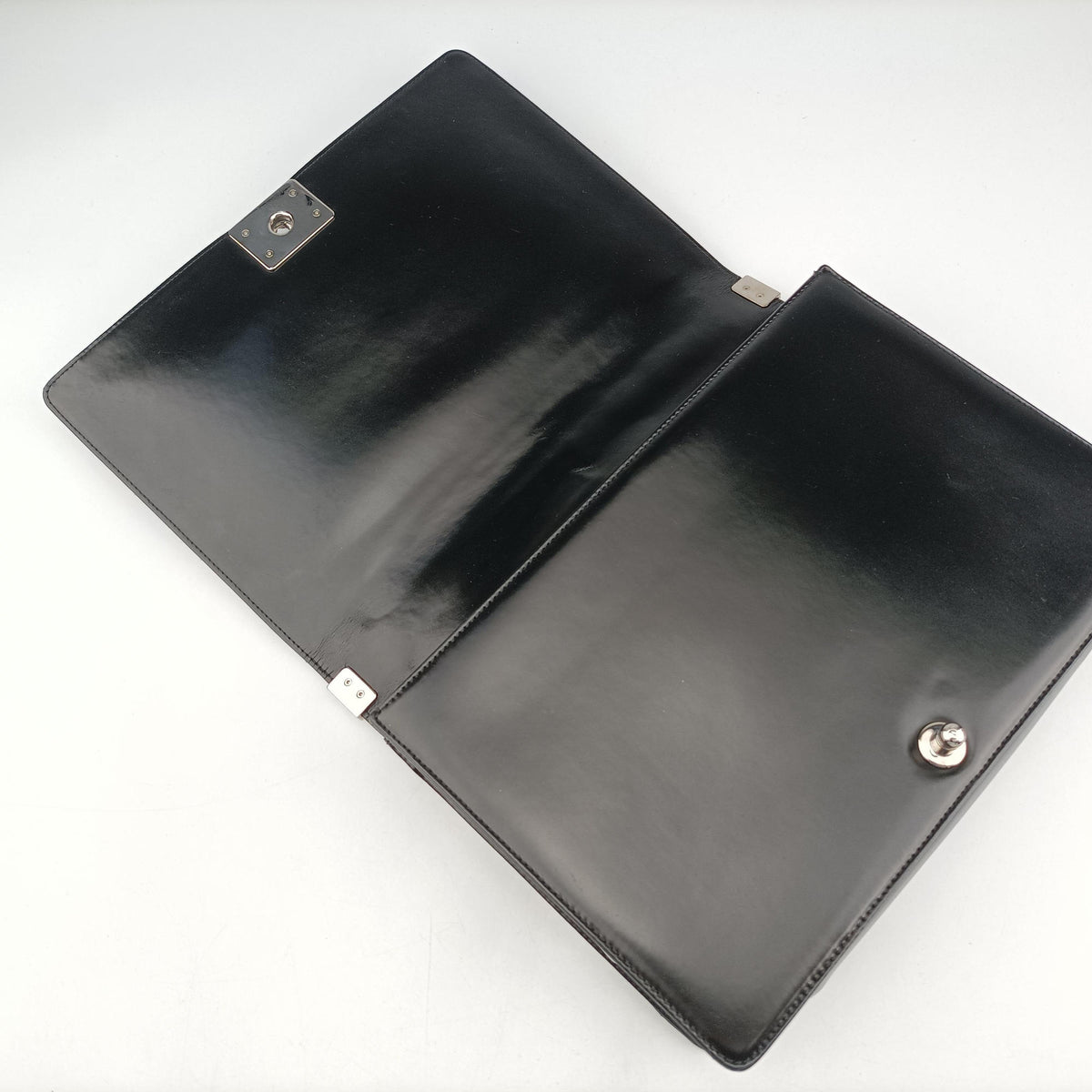 Secondhand Chanel BOY CHANEL Black Leather A67021 shoulderbag | stylenewstar