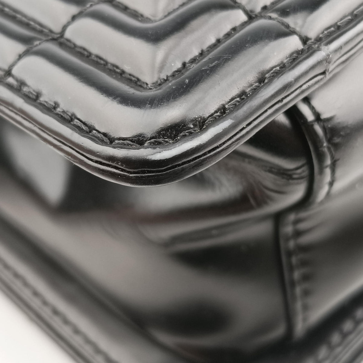 Secondhand Chanel BOY CHANEL Black Leather A67021 shoulderbag | stylenewstar
