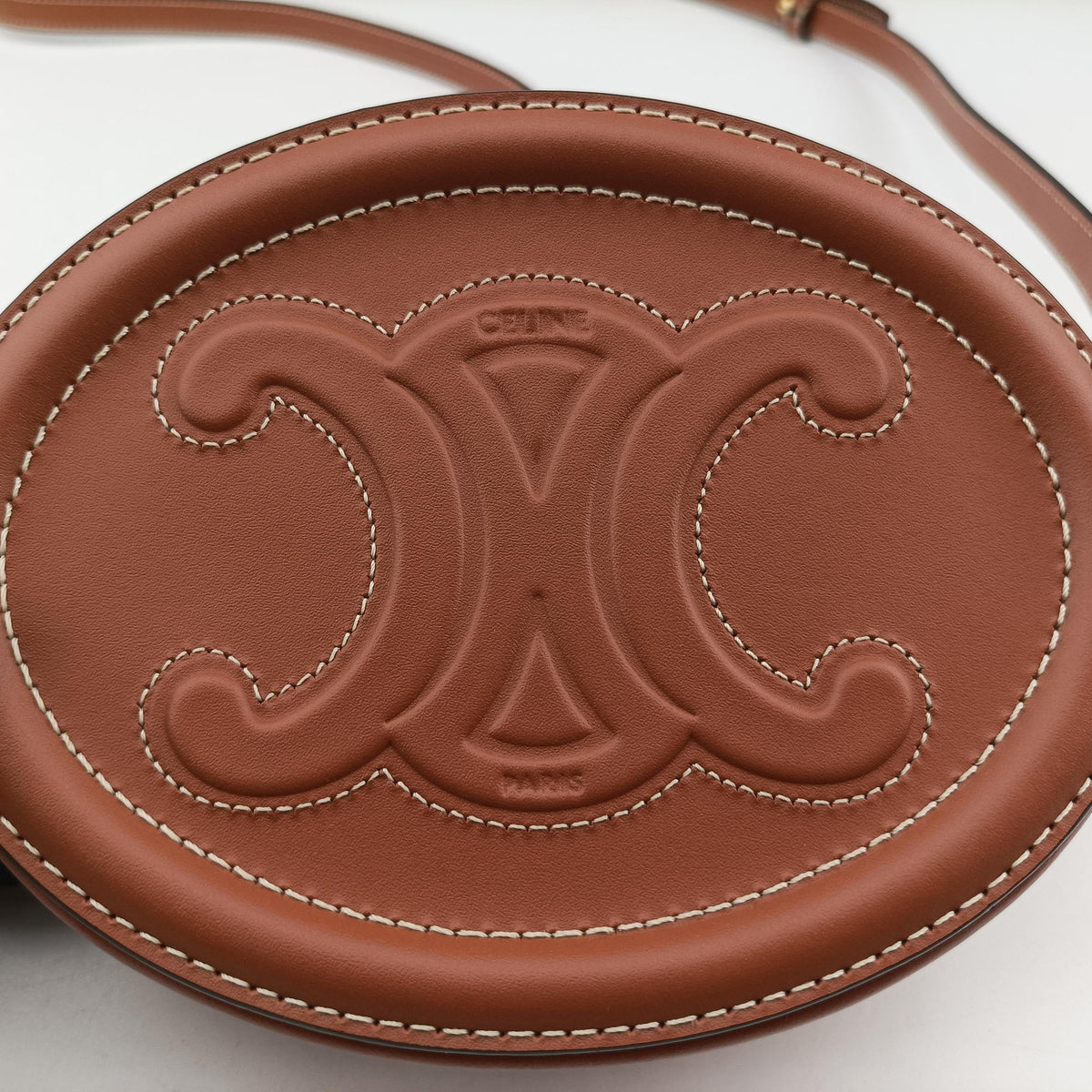 Secondhand Celine Oval Purse Cuir Triomphe Brown Leather  shoulderbag | stylenewstar