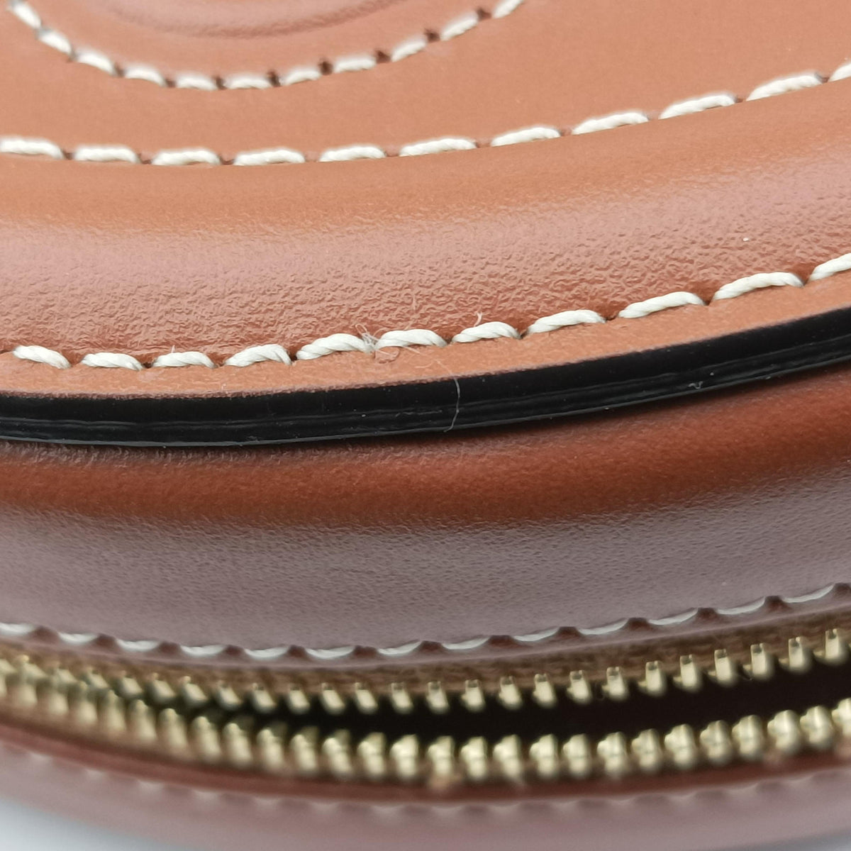 Secondhand Celine Oval Purse Cuir Triomphe Brown Leather  shoulderbag | stylenewstar