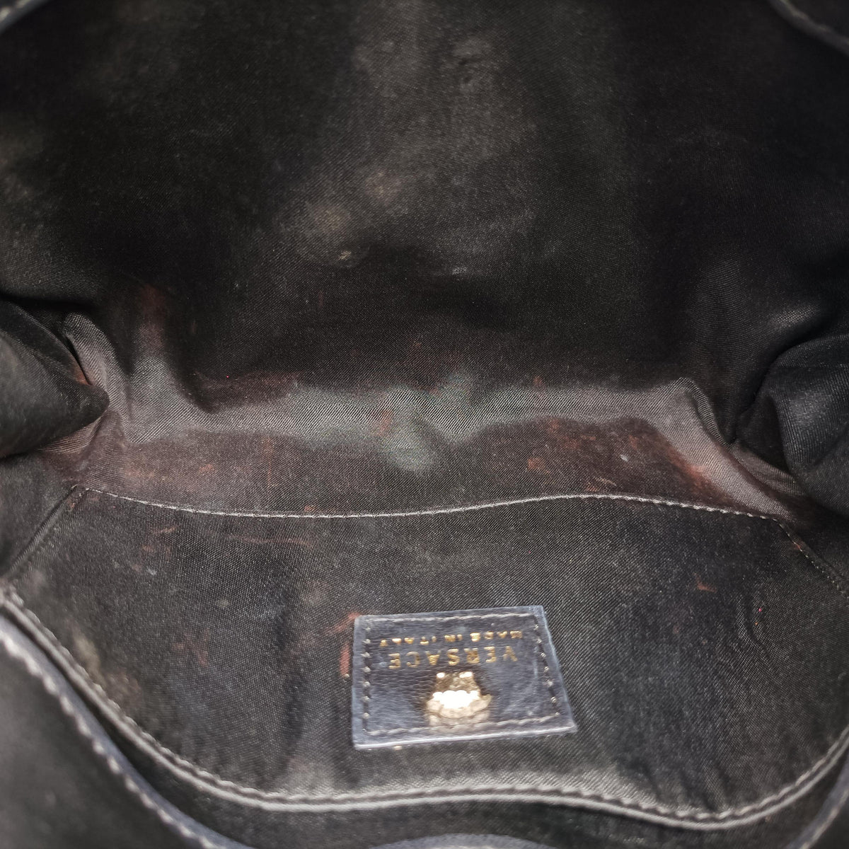 Secondhand VERSACE La Medusa Black Enamel  clutchbag | stylenewstar