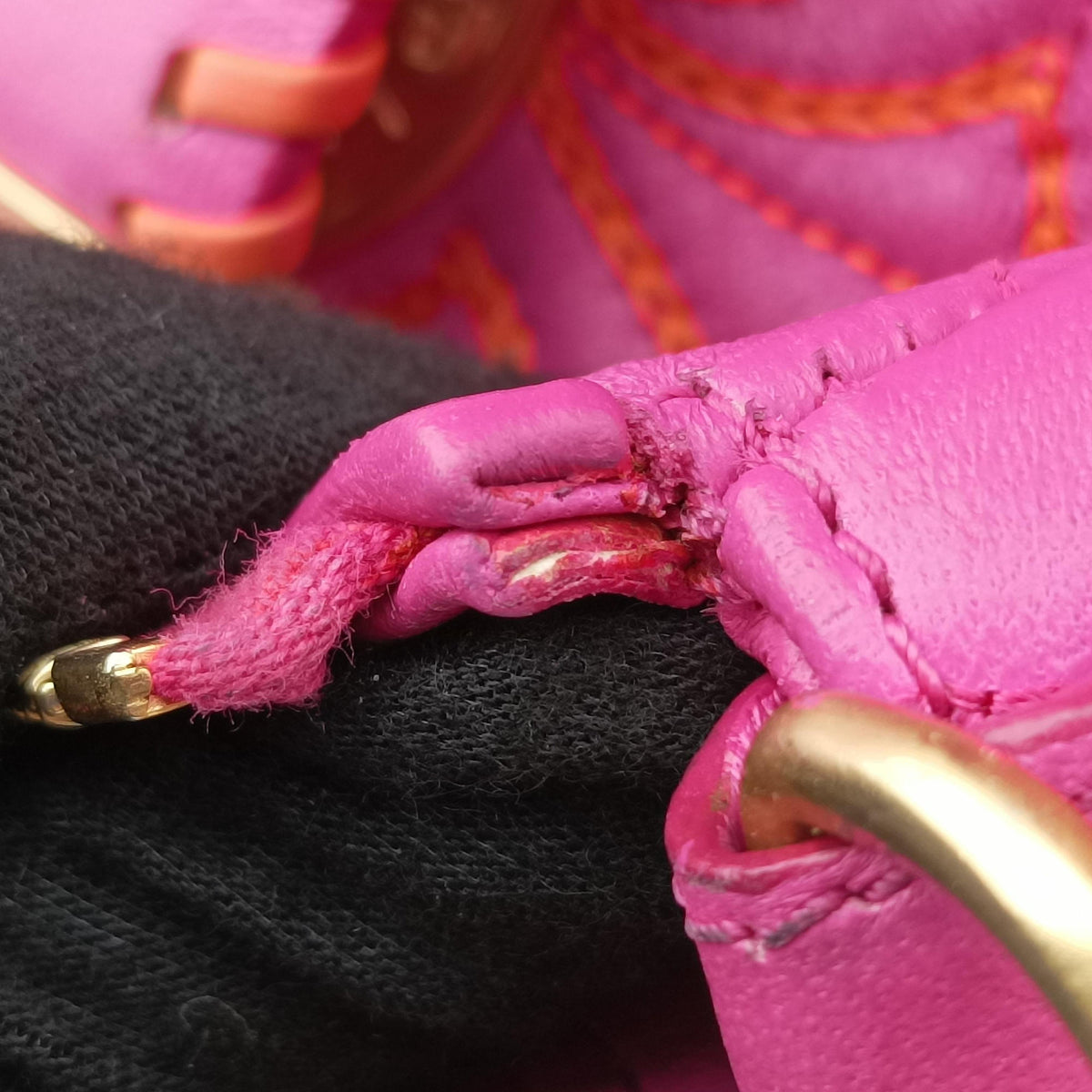 Pre-owned VERSACE Barocco Quilted Vanitas Pink Leather  shoulderbag | stylenewstar