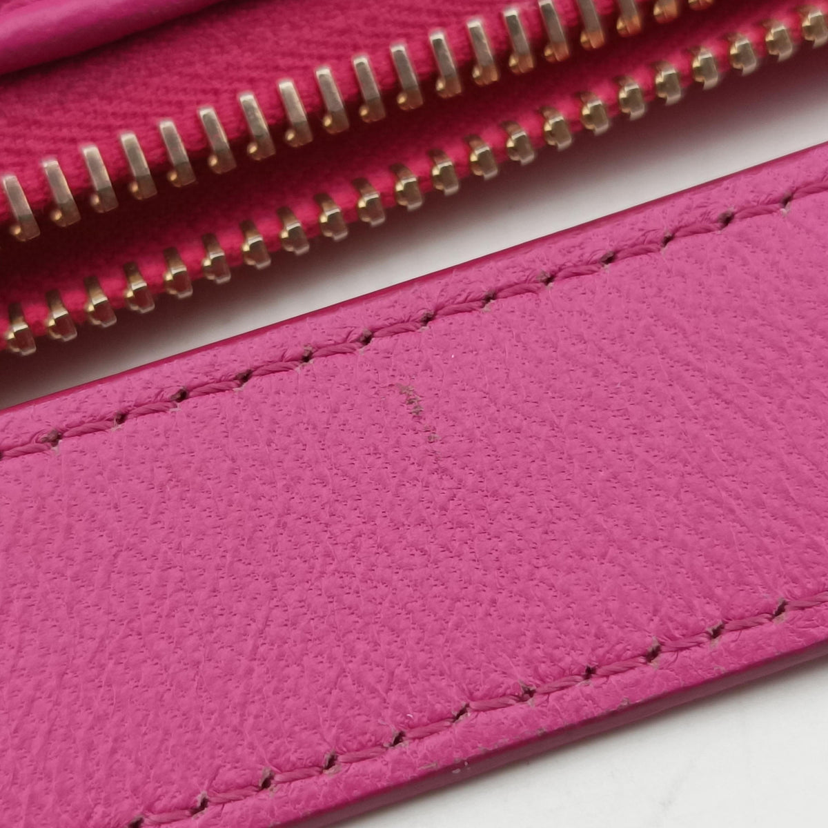 Pre-owned VERSACE Barocco Quilted Vanitas Pink Leather  shoulderbag | stylenewstar