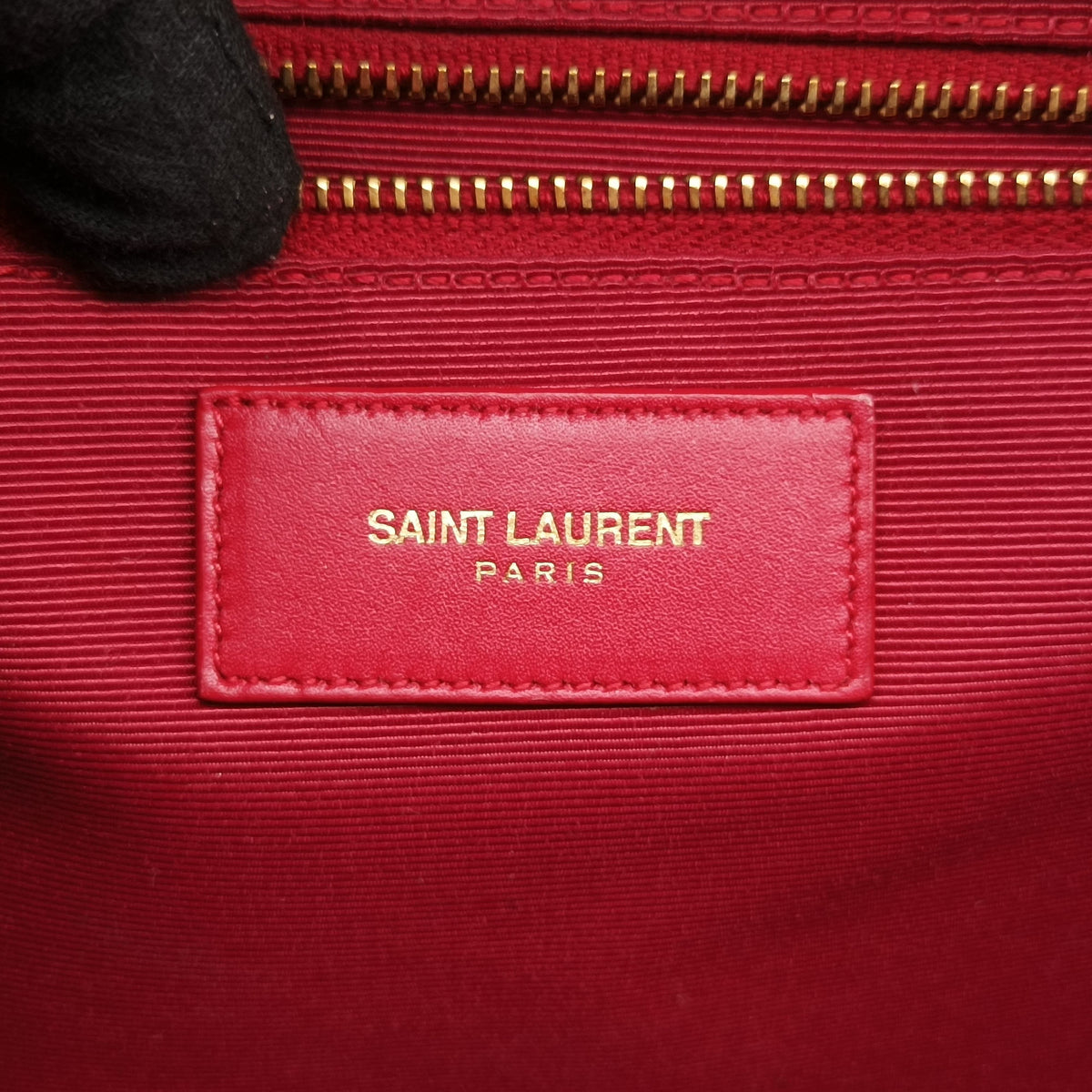 Secondhand Yves Saint Laurent envelope Red Leather 342023 shoulderbag | stylenewstar