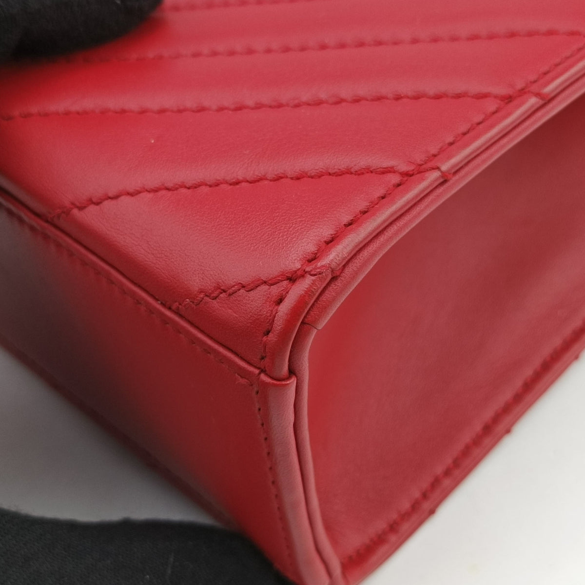 Secondhand Yves Saint Laurent envelope Red Leather 342023 shoulderbag | stylenewstar