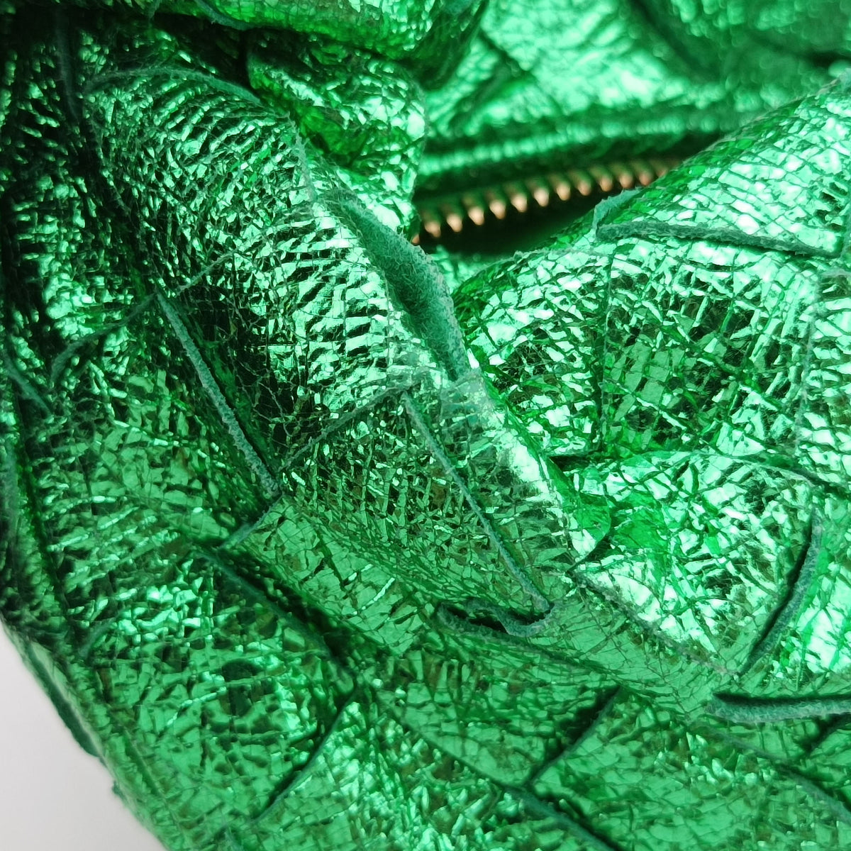 Secondhand Bottega Veneta Jodie Green Leather  handbag | stylenewstar