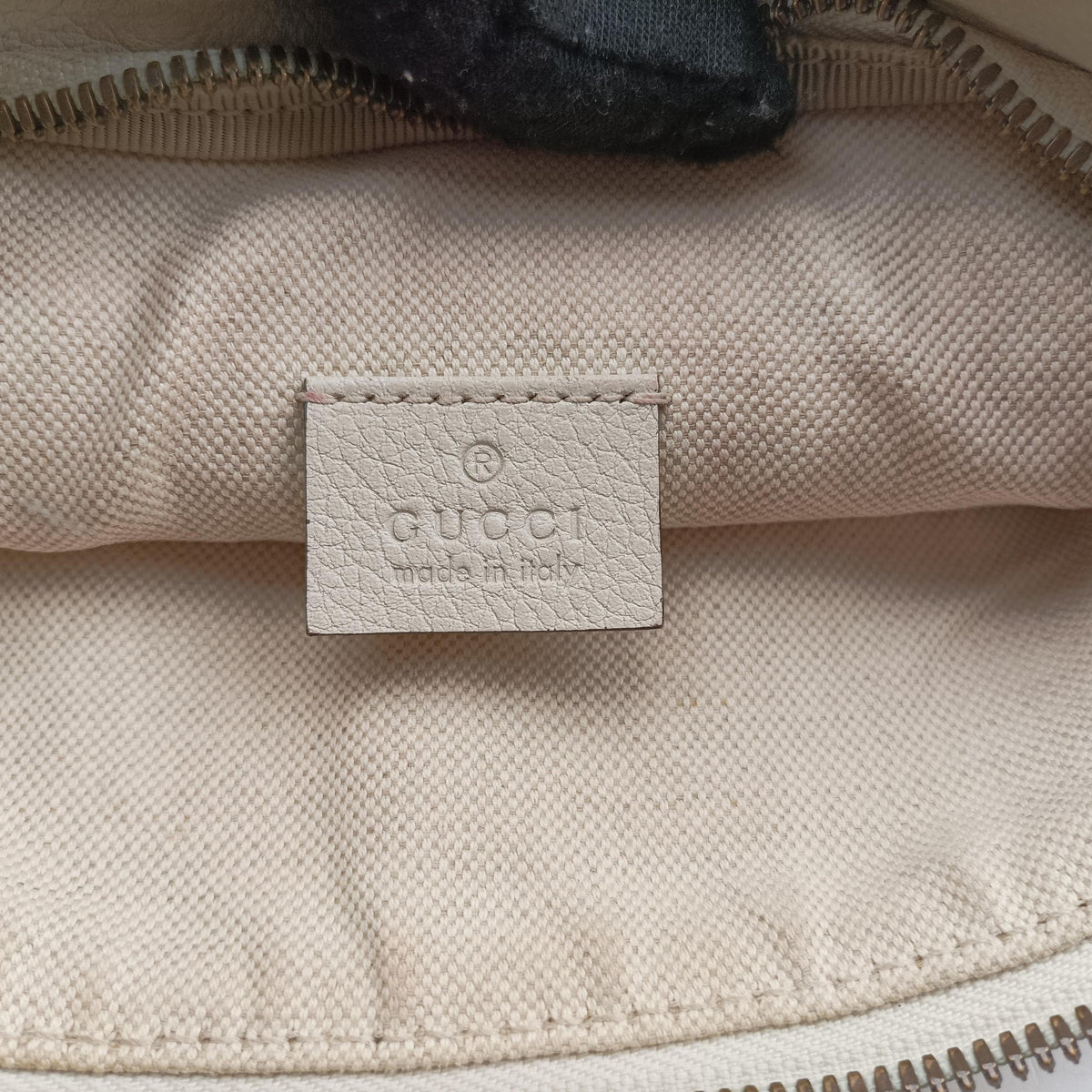 Pre-owned Gucci Print White Leather 530412 bum bag/waist bag | stylenewstar