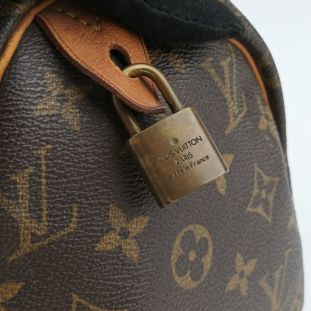 Pre-owned Louis Vuitton Speedy 30 BROWN Monogram Canvas M41528 handbag | stylenewstar