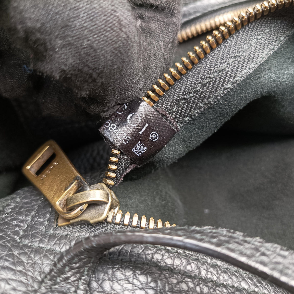 Pre-owned Gucci Bright Bit Black Leather 353117 shoulderbag | stylenewstar