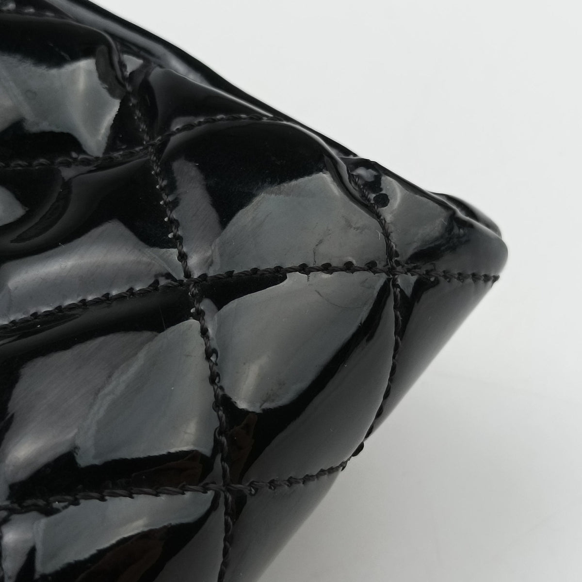 Pre-owned Chanel Mademoiselle Bowling Black Patent leather A50558 shoulderbag | stylenewstar