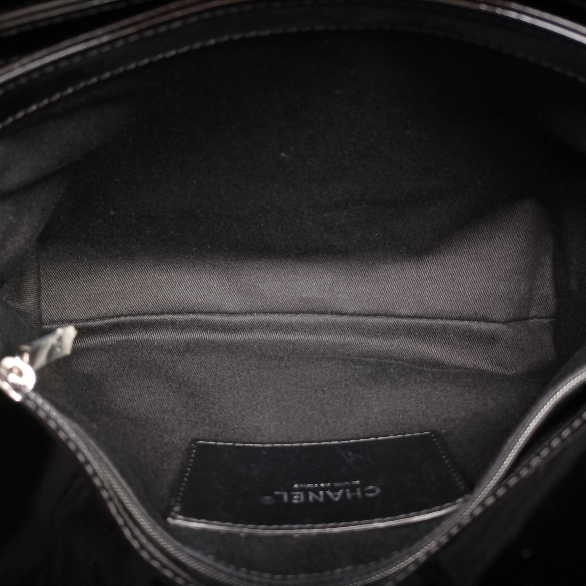 Pre-owned Chanel Mademoiselle Bowling Black Patent leather A50558 shoulderbag | stylenewstar