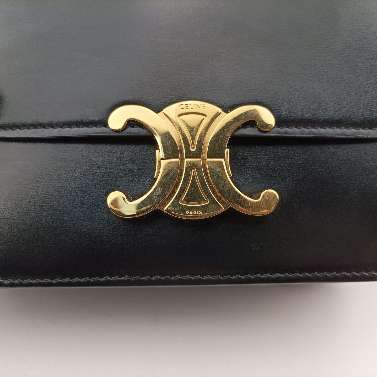 Pre-owned Celine Teen Triomphe Black Leather  shoulderbag | stylenewstar