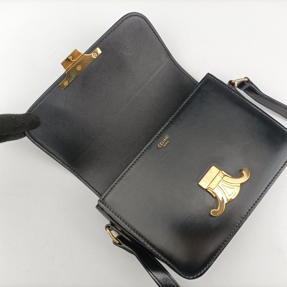 Pre-owned Celine Teen Triomphe Black Leather  shoulderbag | stylenewstar
