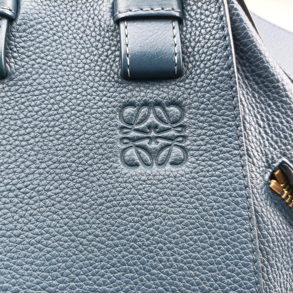Vintage Loewe Hammock Blue leather  handbag | stylenewstar