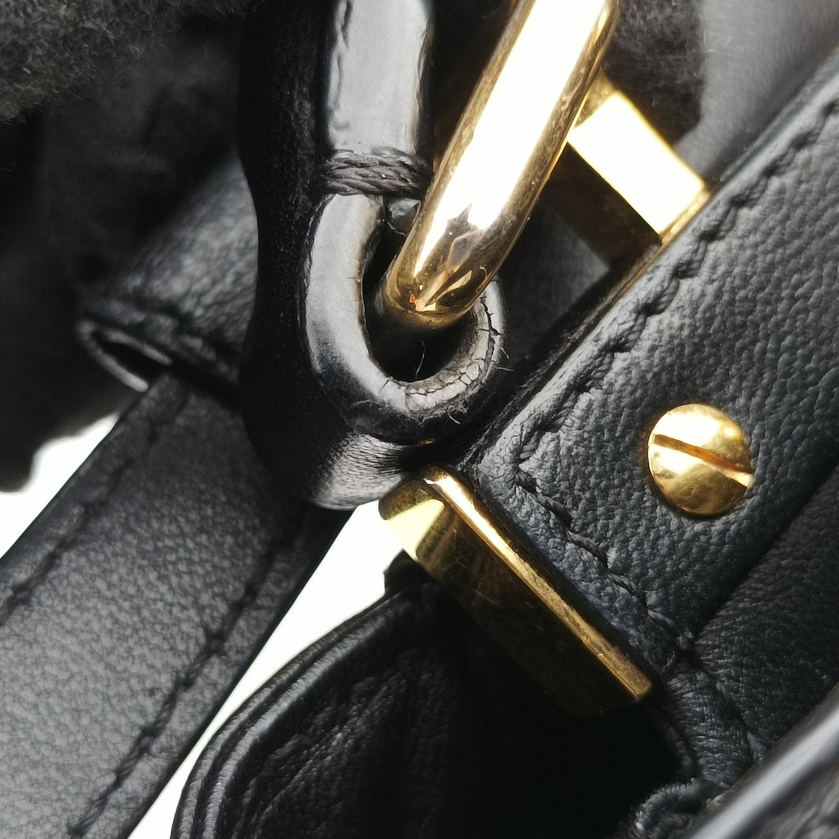 Pre-owned Fendi PEEKABOO Black Leather 8BN244 shoulderbag | stylenewstar