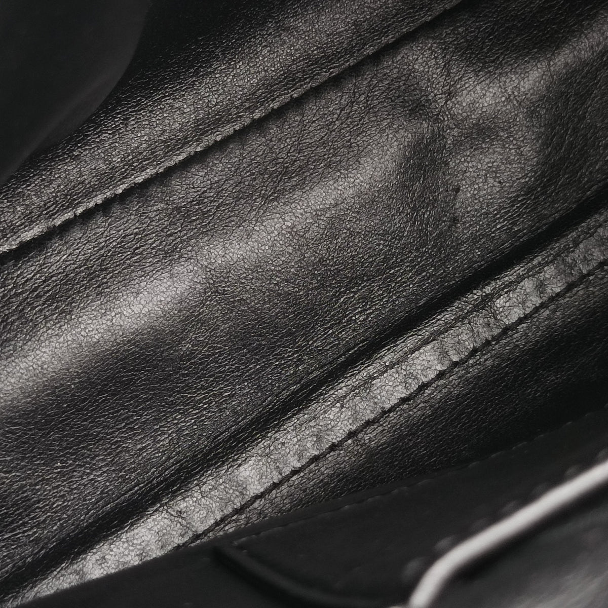 Pre-owned Fendi PEEKABOO Black Leather 8BN244 shoulderbag | stylenewstar