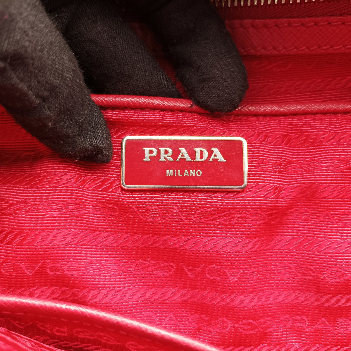 Secondhand Prada Galleria Red SAFFIANO Leather BN1786 handbag | stylenewstar