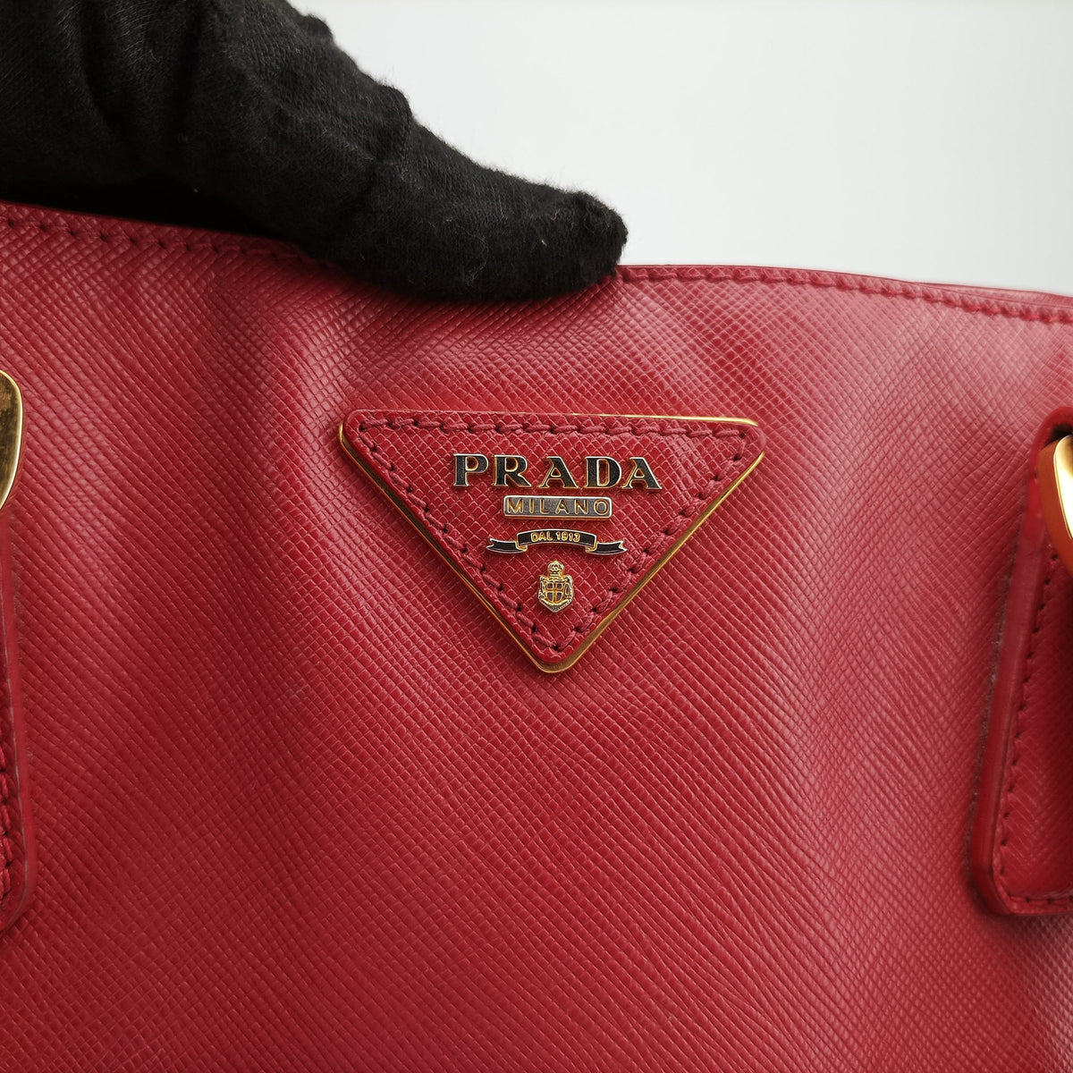 Secondhand Prada Galleria Red SAFFIANO Leather BN1786 handbag | stylenewstar
