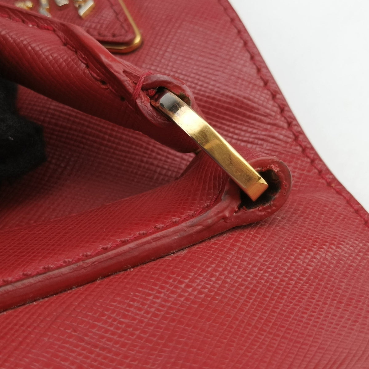 Secondhand Prada Galleria Red SAFFIANO Leather BN1786 handbag | stylenewstar