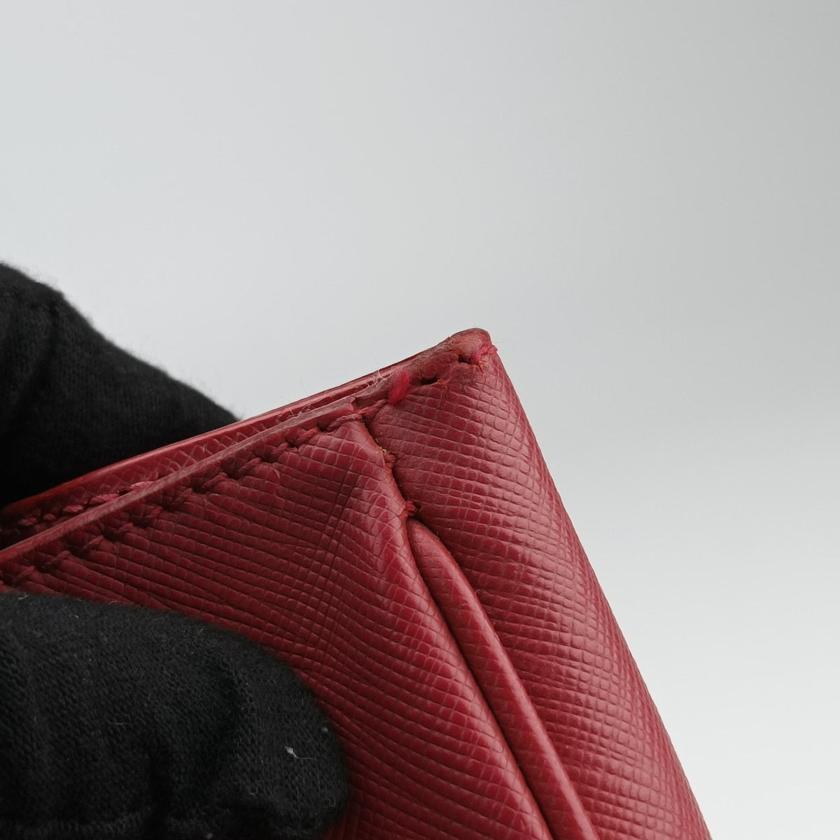 Secondhand Prada Galleria Red SAFFIANO Leather BN1786 handbag | stylenewstar