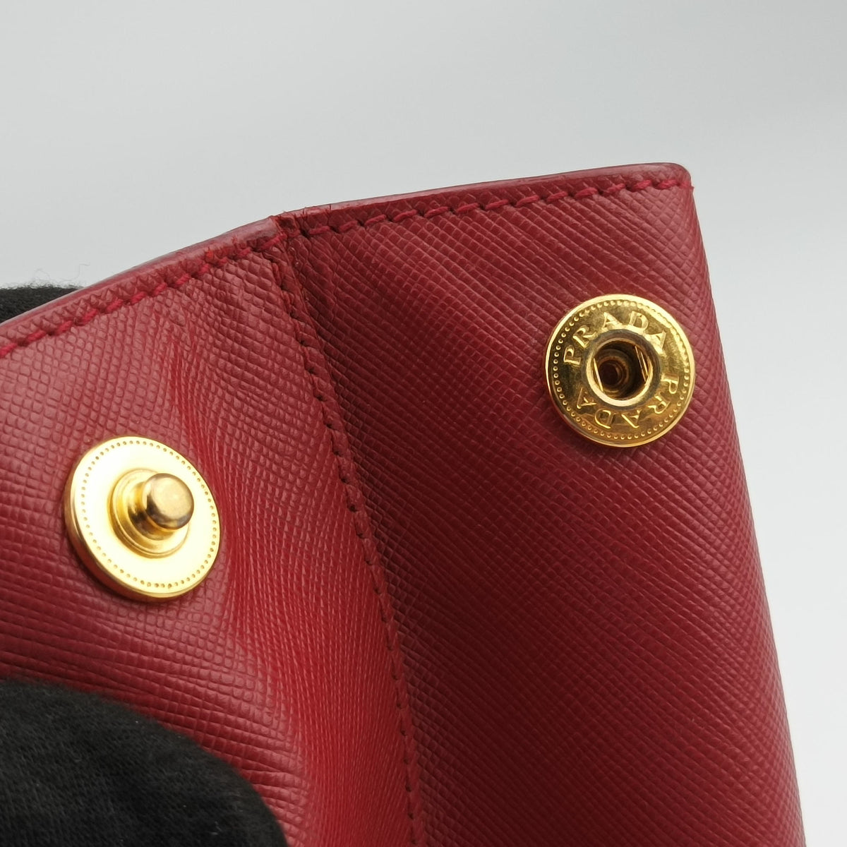 Secondhand Prada Galleria Red SAFFIANO Leather BN1786 handbag | stylenewstar