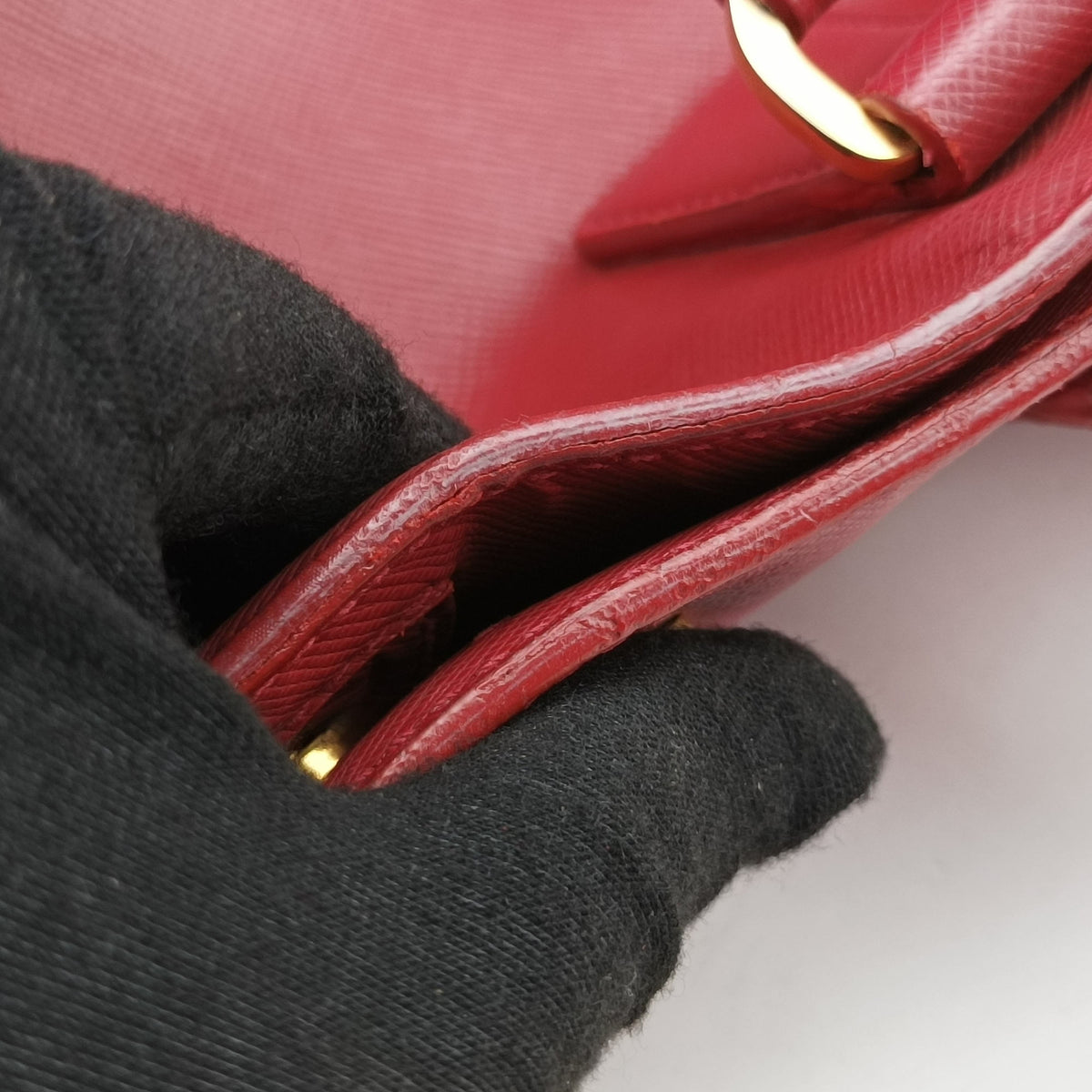 Secondhand Prada Galleria Red SAFFIANO Leather BN1786 handbag | stylenewstar