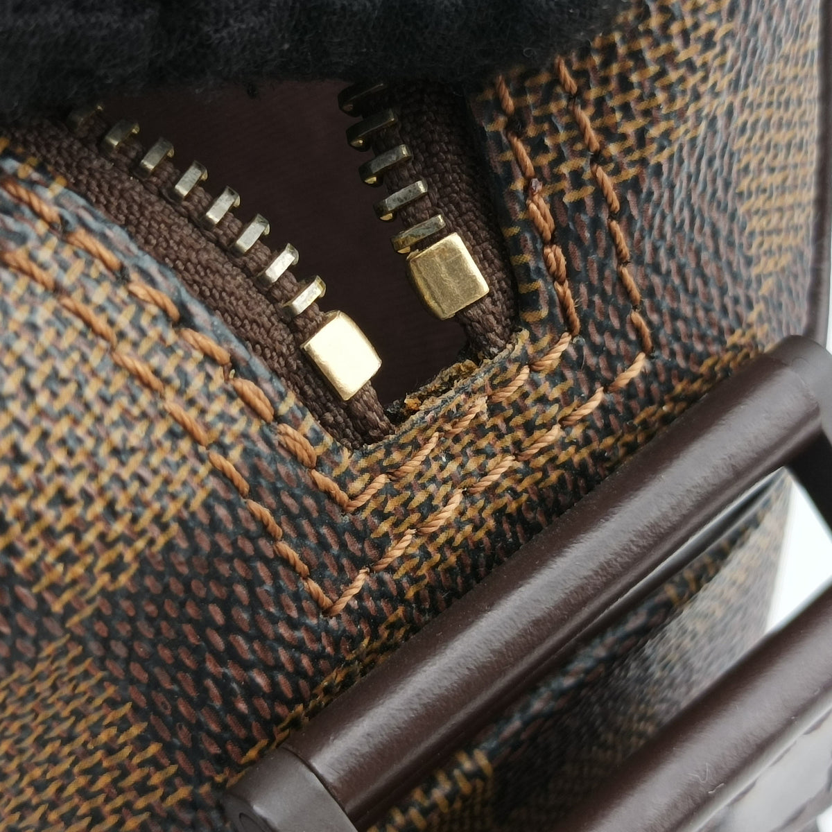 Vintage Louis Vuitton Olav PM EBENE Damier Canvas N41442 shoulderbag | stylenewstar