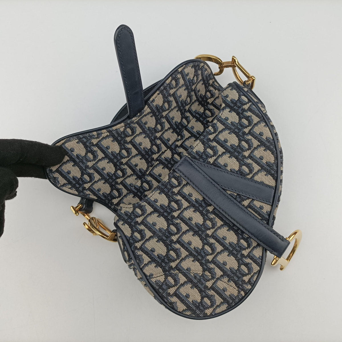Pre-owned Christian Dior Saddle Navy Jacquard × Leather  handbag | stylenewstar