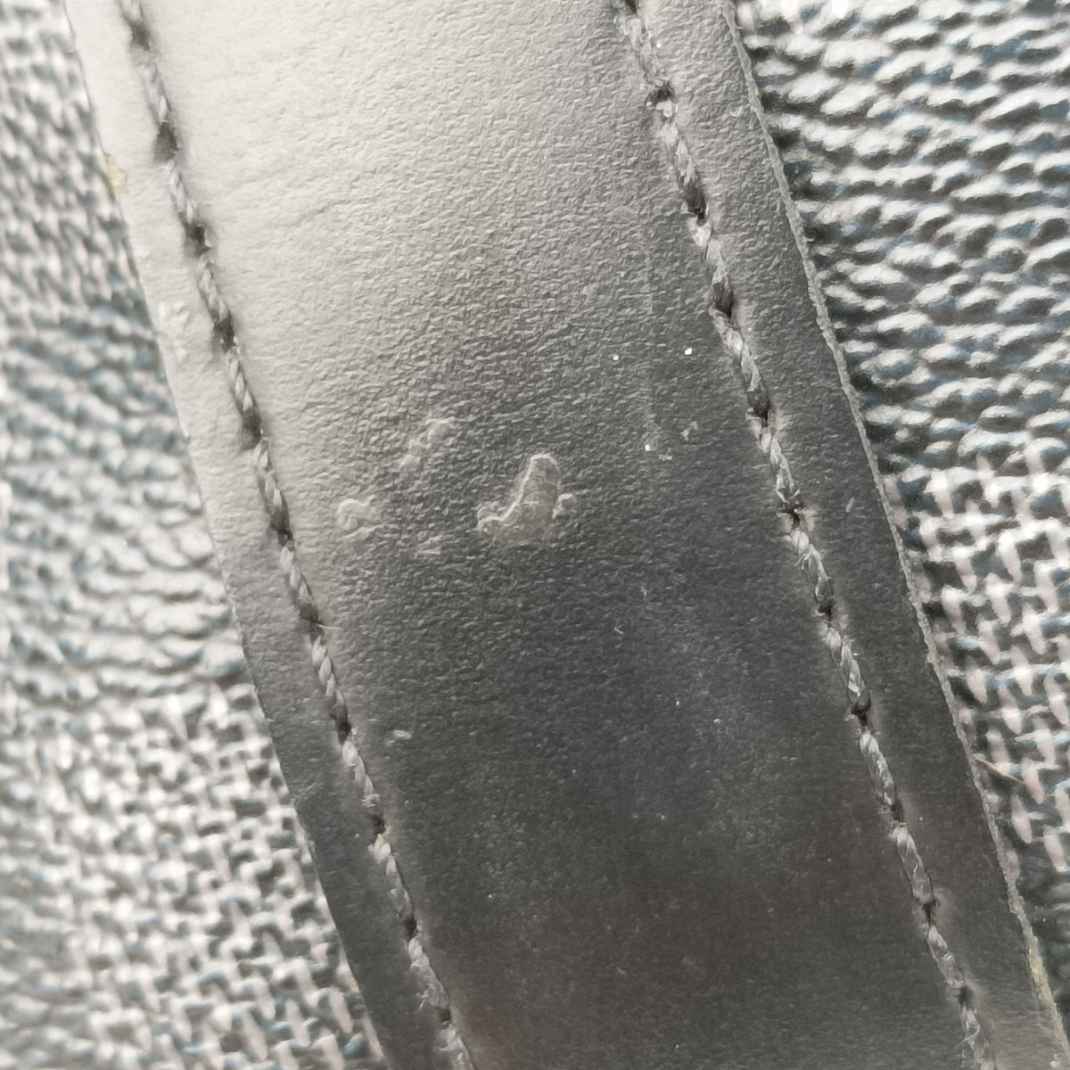 Secondhand Louis Vuitton Keepall Bandouliere 55 Noir Damier Graphite N41413 shoulderbag | stylenewstar