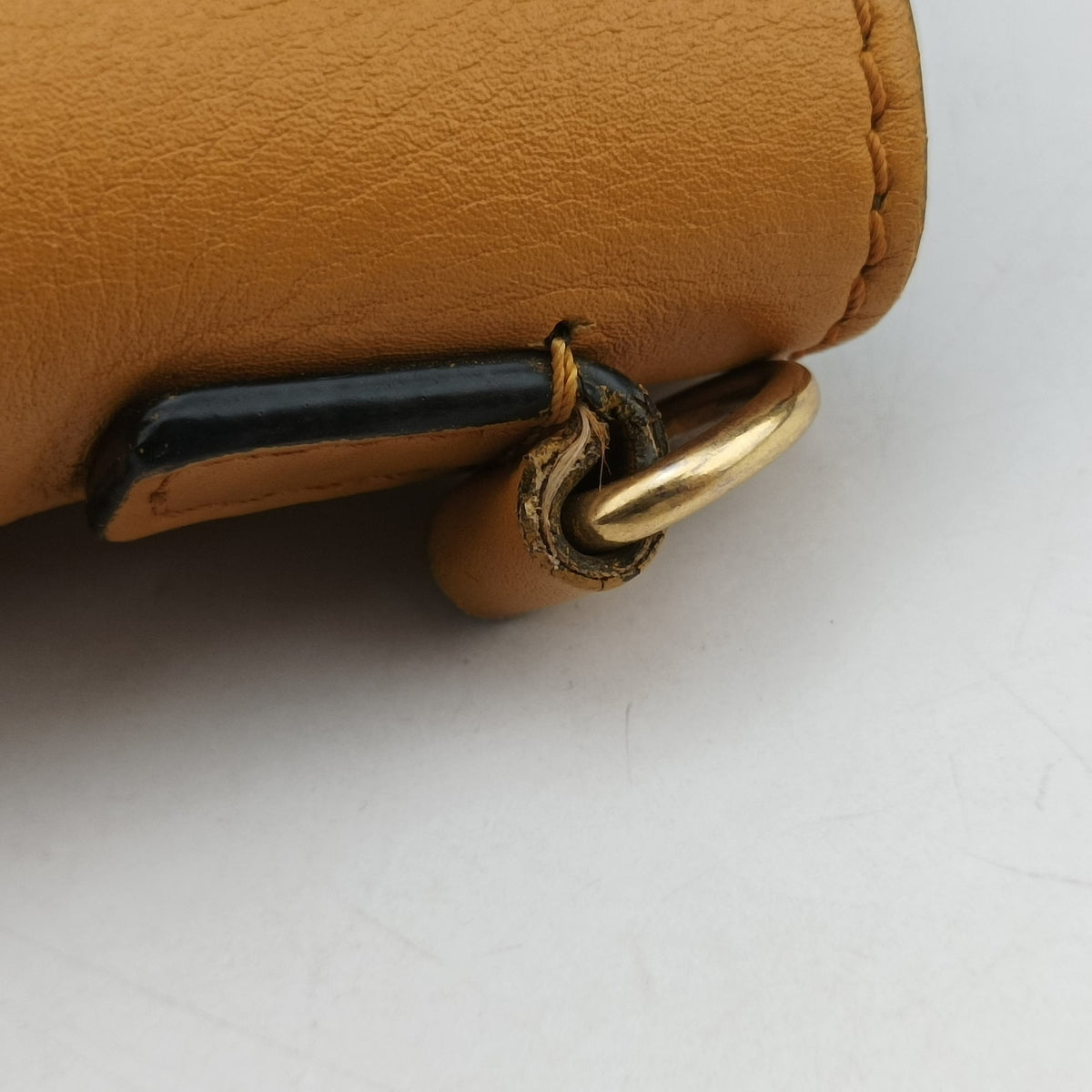 Pre-owned Celine luggage nano shopper Yellow×black Leather  shoulderbag | stylenewstar