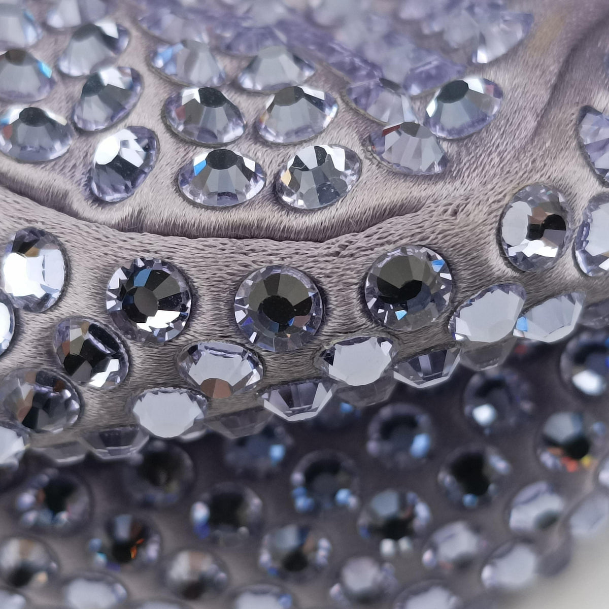 Pre-owned Prada Re-Edition 2000 Hobo Purple Satin×Rhinestones 1BC515 handbag | stylenewstar
