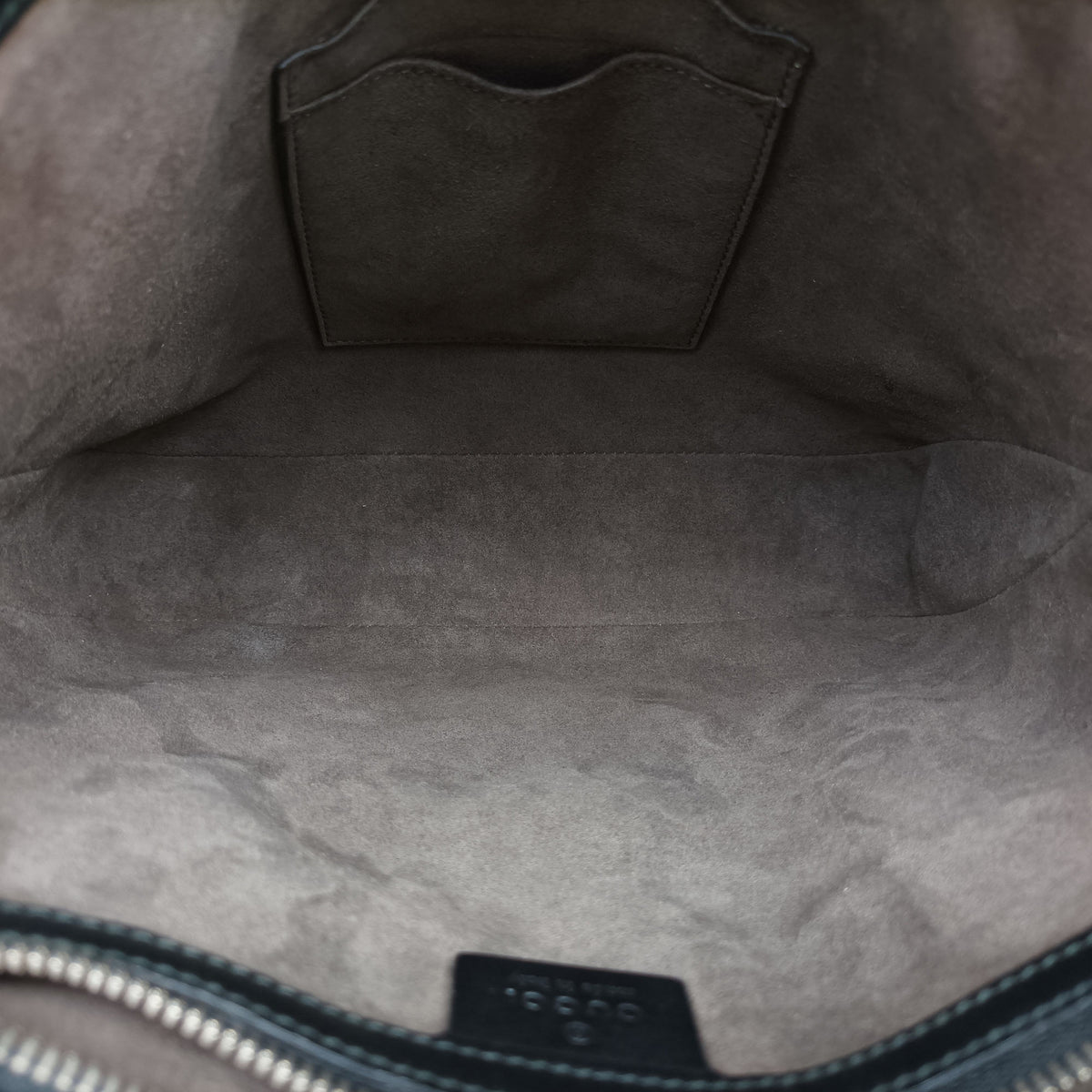 Pre-owned Gucci GG Plus GG Supreme Black Leather 406368 shoulderbag | stylenewstar