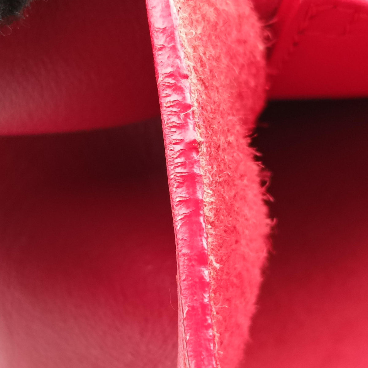 Secondhand Yves Saint Laurent BABY CABAS Red Leather 394461 shoulderbag | stylenewstar