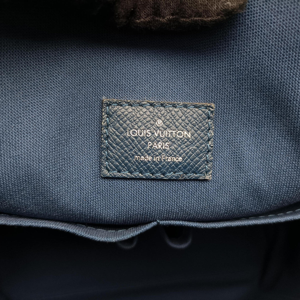 Pre-owned Louis Vuitton Grigori Ocean Taiga M30213 shoulderbag | stylenewstar