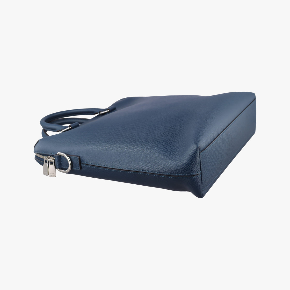 Pre-owned Louis Vuitton Grigori Ocean Taiga M30213 shoulderbag | stylenewstar