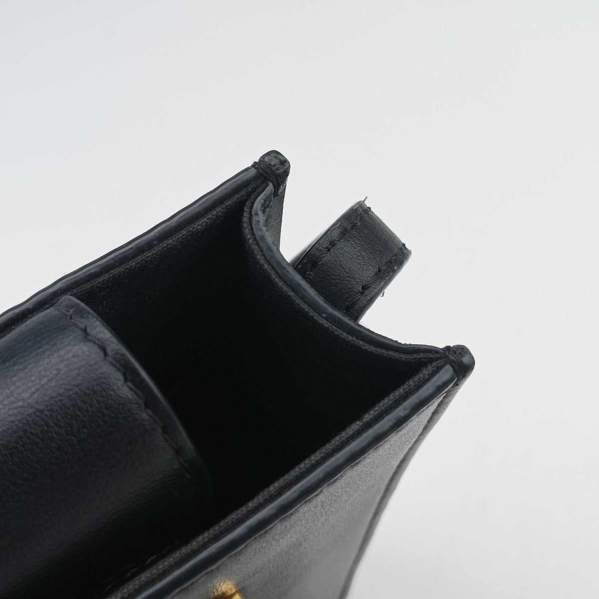 Secondhand Fendi Phone Pouch Black Leather 7AS192 shoulderbag | stylenewstar