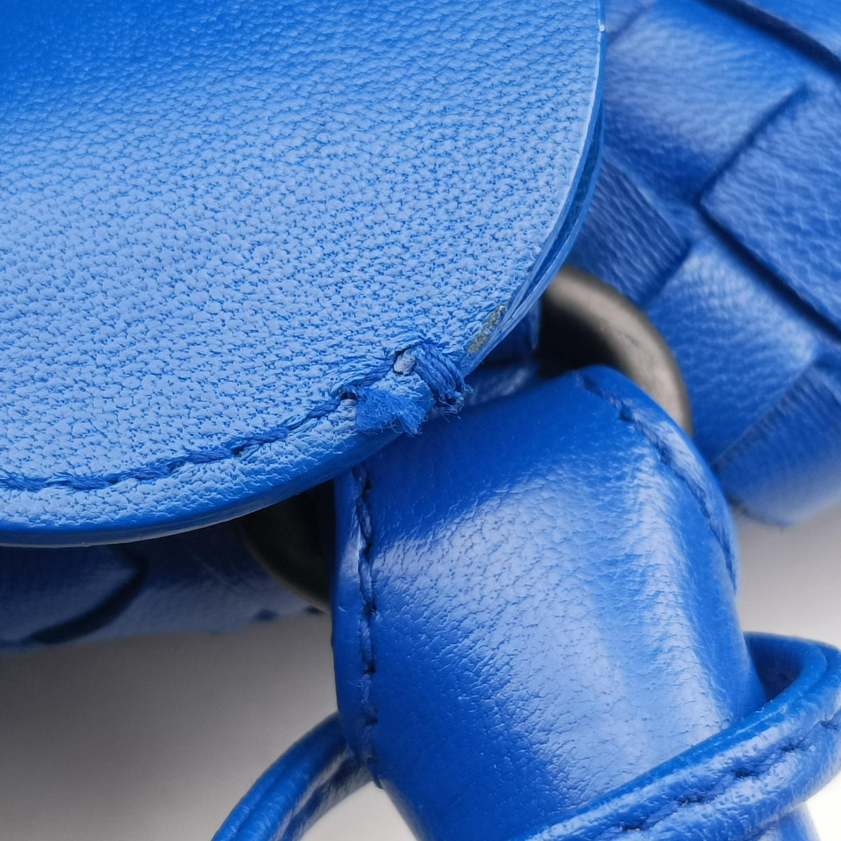 Secondhand Bottega Veneta Intrecciato Blue lambskin  handbag | stylenewstar