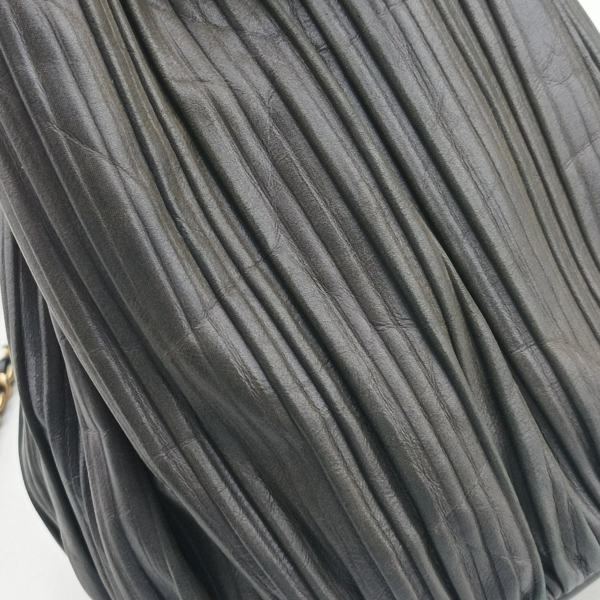 Pre-owned Chanel Coco Pleats Drawstring Black Leather  shoulderbag | stylenewstar