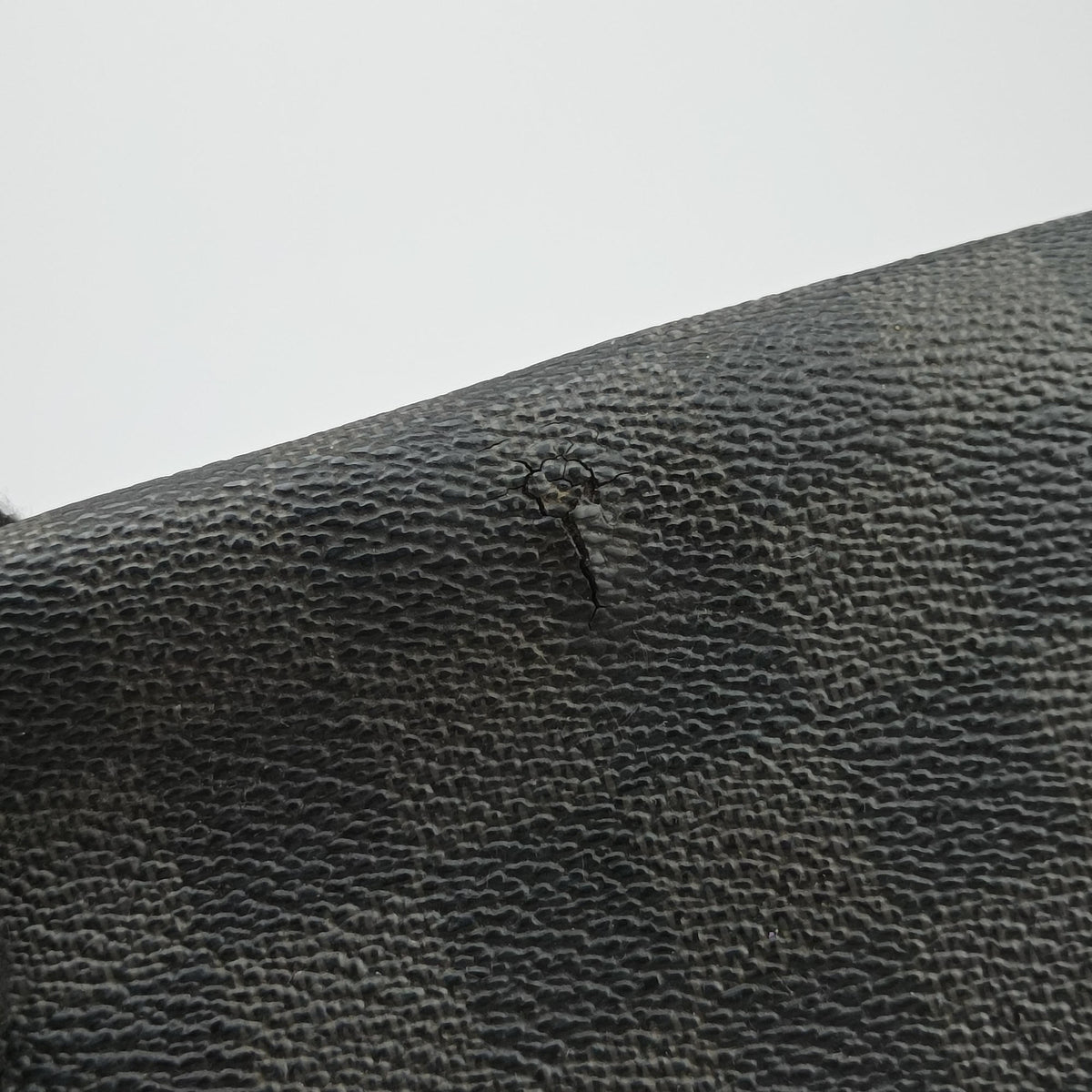 Pre-owned Louis Vuitton DANIEL MM Noir Damier GRAPHITE N58029 shoulderbag | stylenewstar