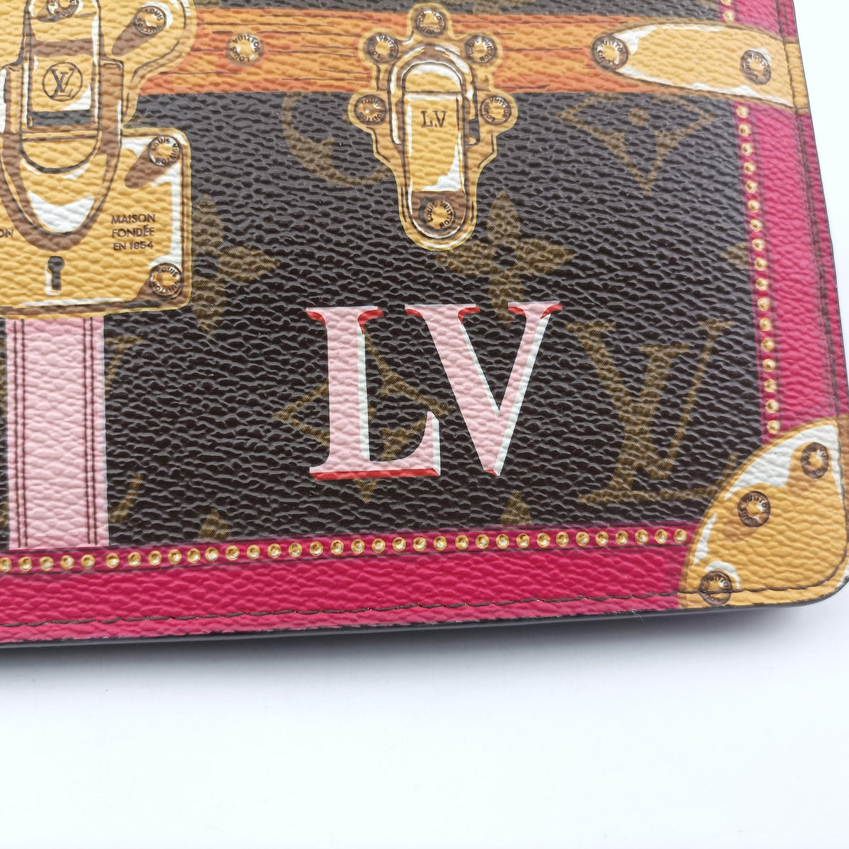 Secondhand Louis Vuitton Pochette Weekend brown×Fuchsia Pink Monogram Canvas M62456 shoulderbag | stylenewstar
