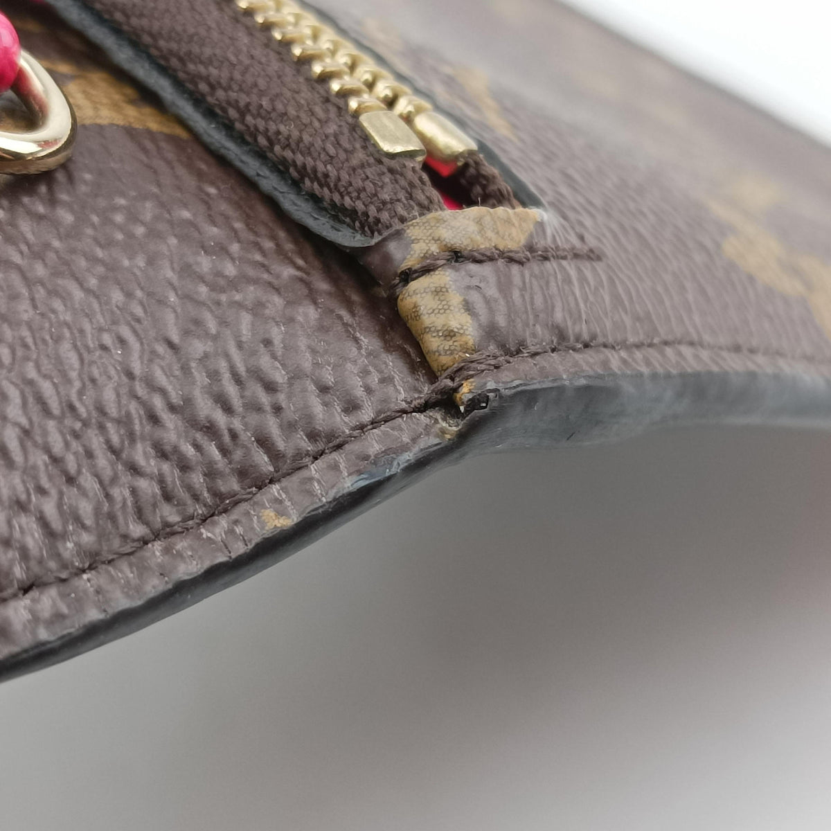 Secondhand Louis Vuitton Pochette Weekend brown×Fuchsia Pink Monogram Canvas M62456 shoulderbag | stylenewstar