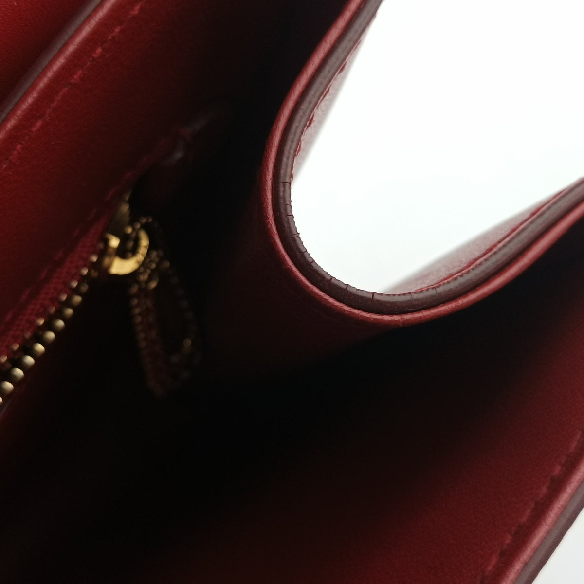 Pre-owned Dolce & Gabbana Devotion Red Leather  shoulderbag | stylenewstar