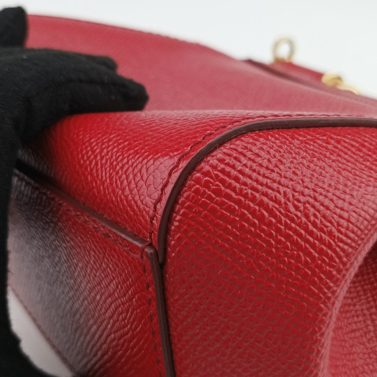 Pre-owned Dolce & Gabbana SICILY Red Leather  shoulderbag | stylenewstar