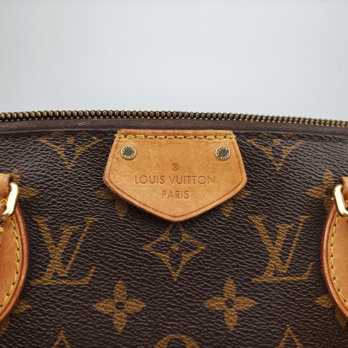 Vintage Louis Vuitton Turenne MM Brown Monogram canvas M48814 shoulderbag | stylenewstar