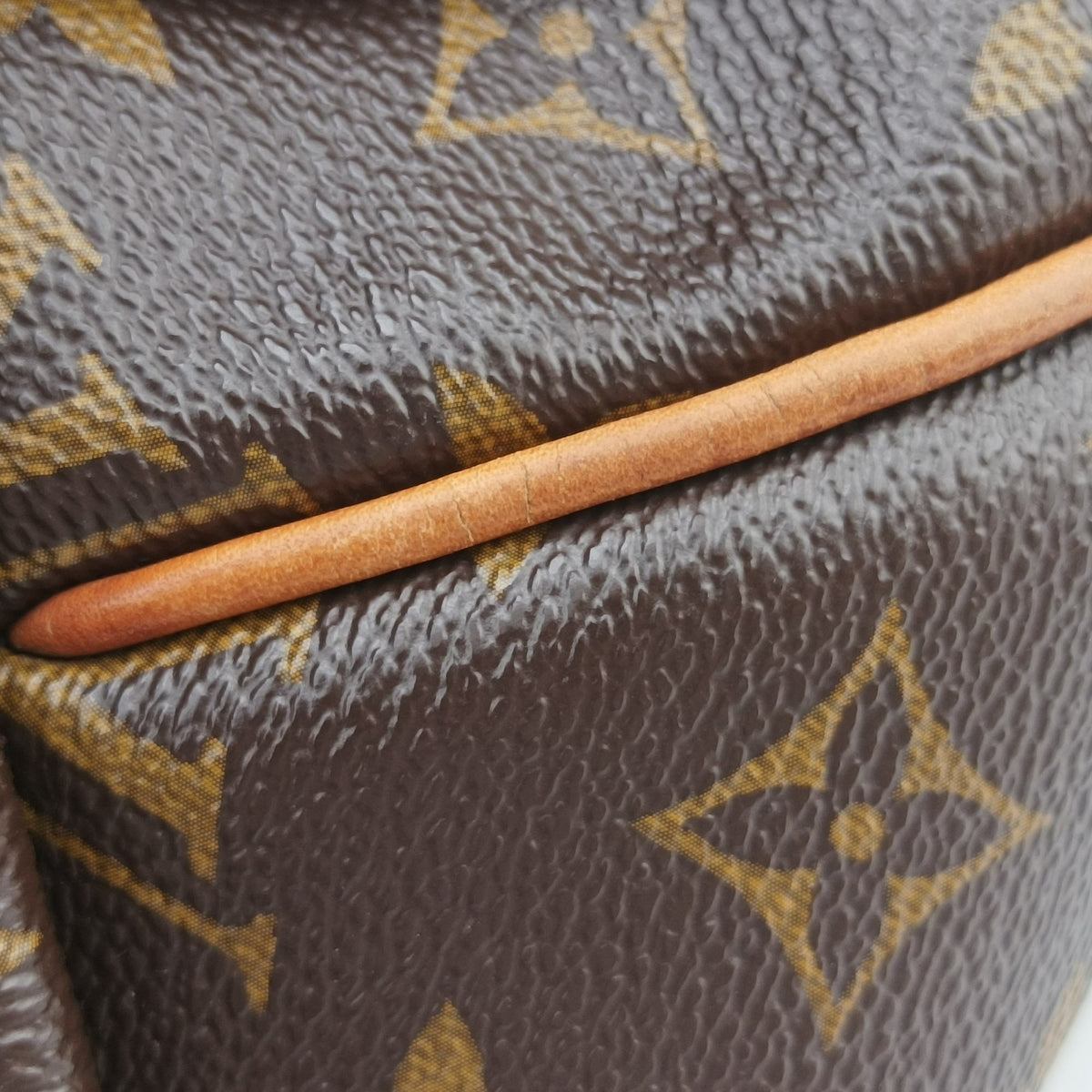 Vintage Louis Vuitton Turenne MM Brown Monogram canvas M48814 shoulderbag | stylenewstar